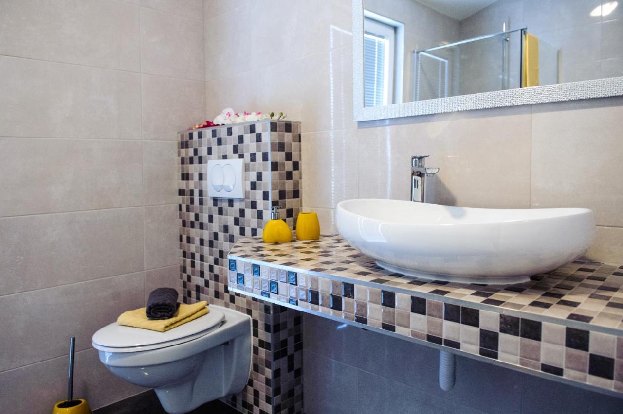 Apartman Sunny Vacay Kastela Dış mekan fotoğraf
