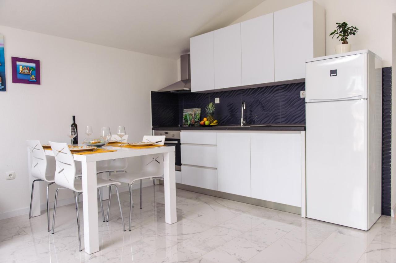 Apartman Sunny Vacay Kastela Dış mekan fotoğraf