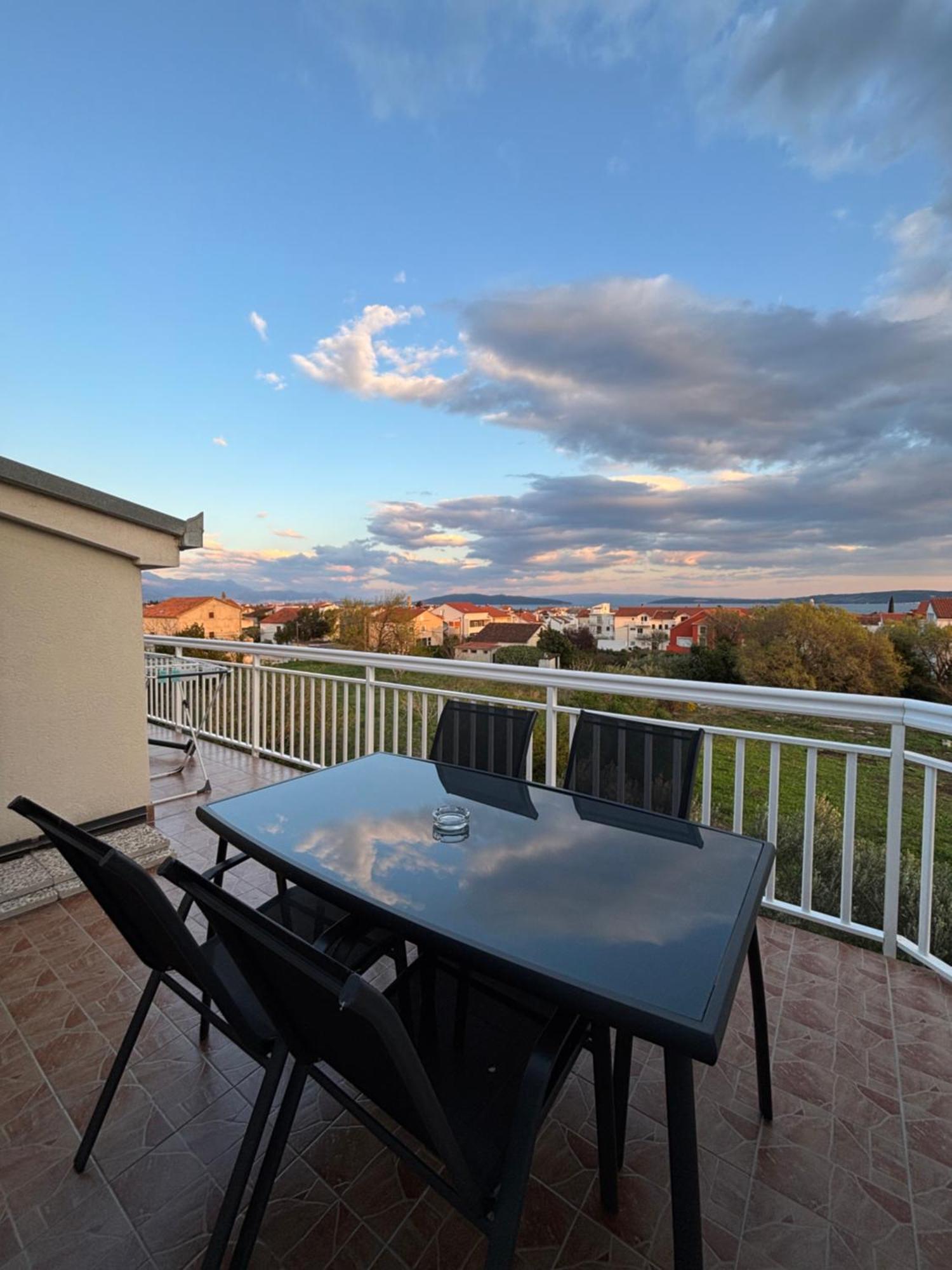 Apartman Sunny Vacay Kastela Dış mekan fotoğraf