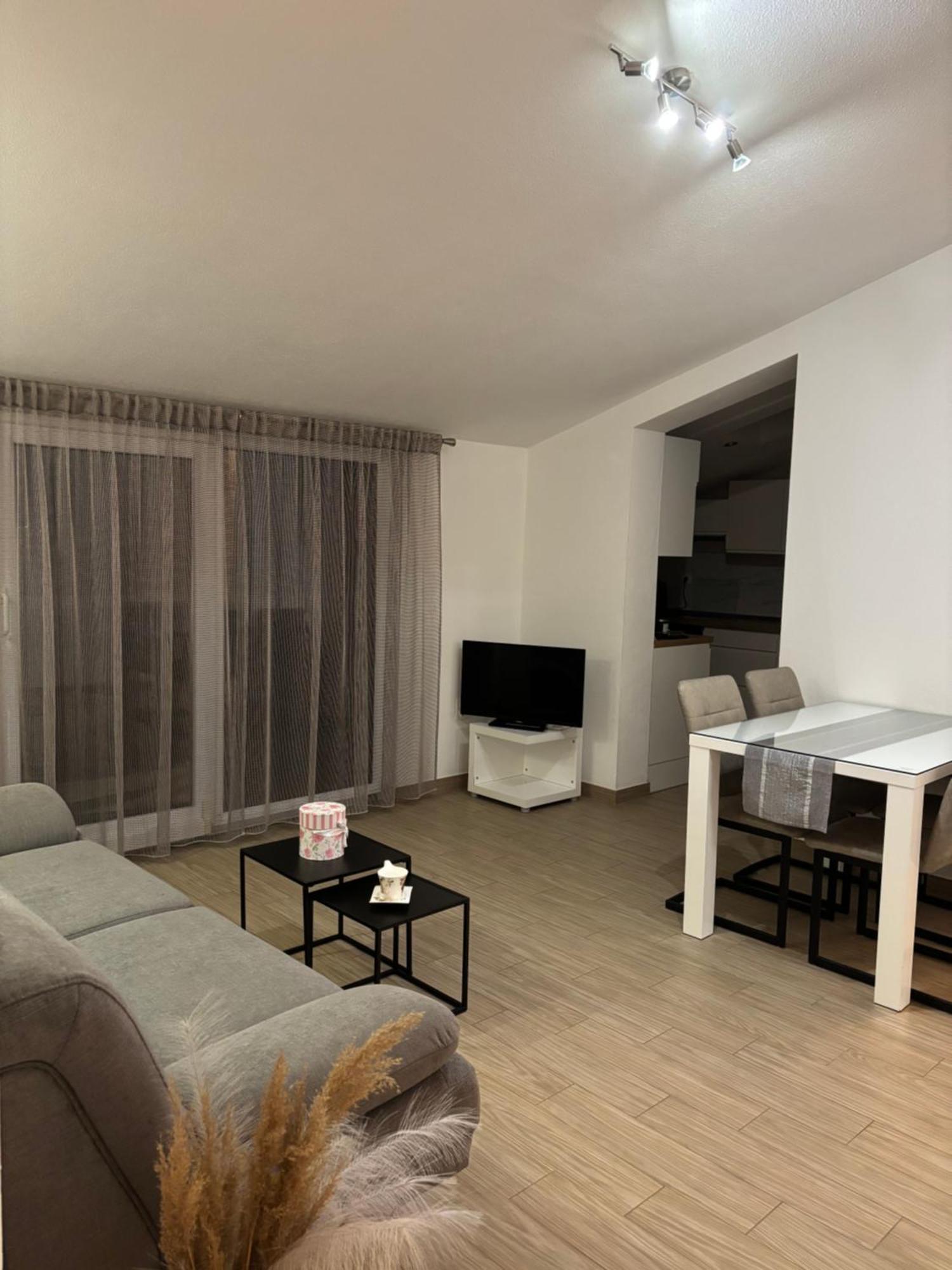 Apartman Sunny Vacay Kastela Dış mekan fotoğraf