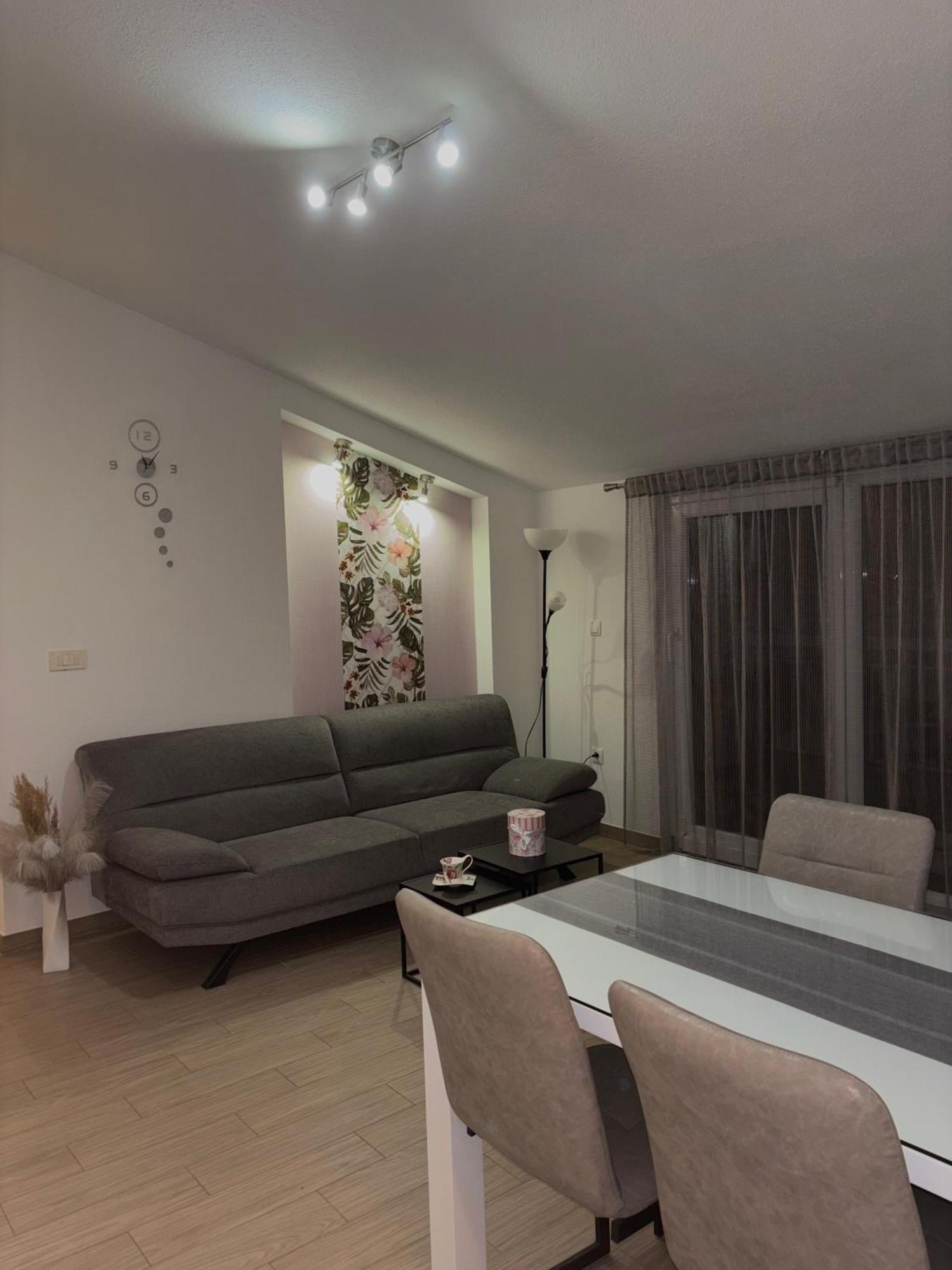 Apartman Sunny Vacay Kastela Dış mekan fotoğraf